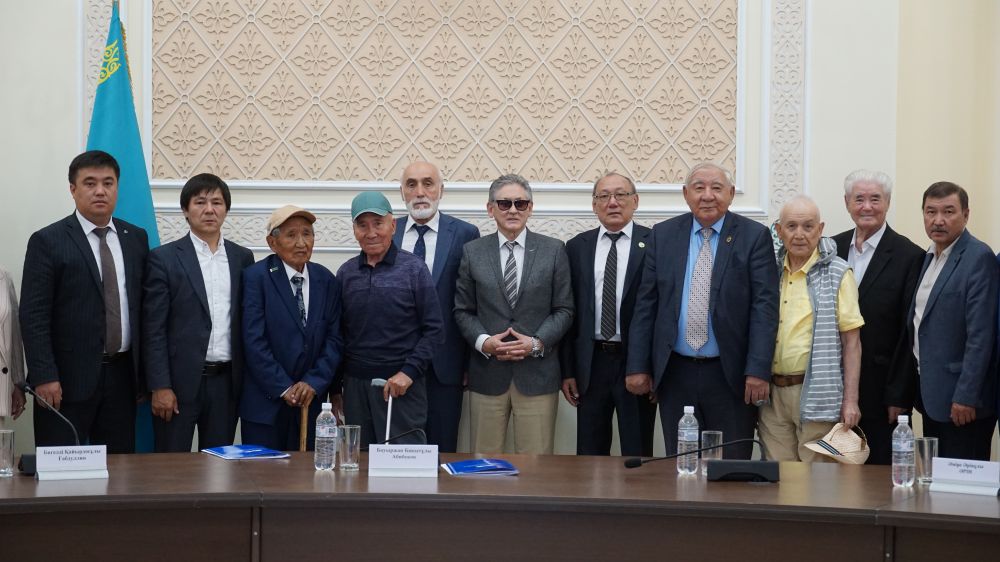 Журналист, жазушы, публицист, аудармашы, қоғам қайраткері Бигелді Қайырдосұлы Ғабдуллиннің 70 жасқа толуына орай «Қалам – тағдыр, шындық – мұрат» атты кездесу кеші өтті.
